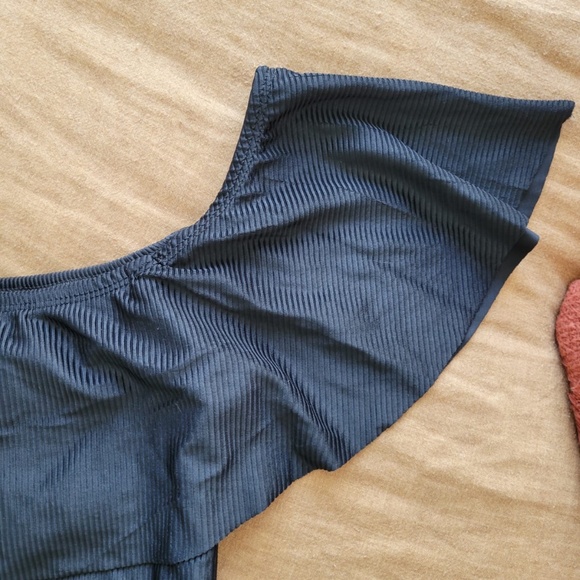 One Piece Off-shoulder Black Blue Swimsuit - Picture 2 of 2